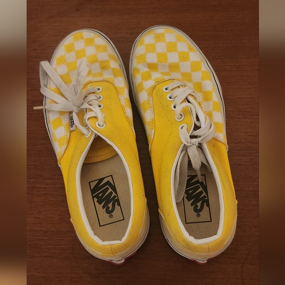 Vans Unisex Yellow Checkered Low Top Sneakers - Picture 1 of 5